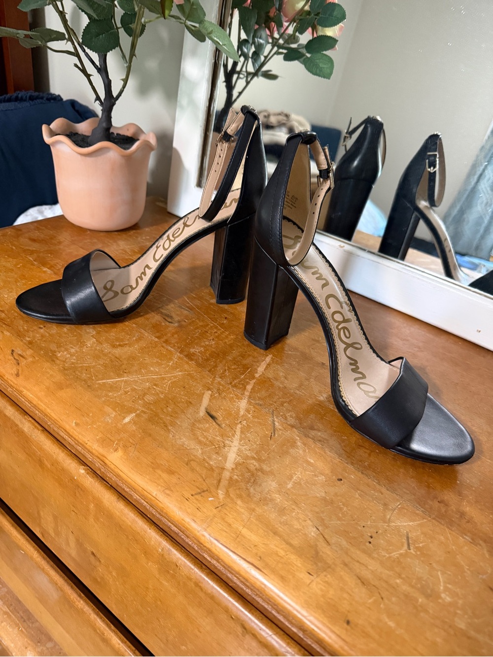 Sam Edelman Black Open-Toe Block Heel Sandals - Picture 3 of 7